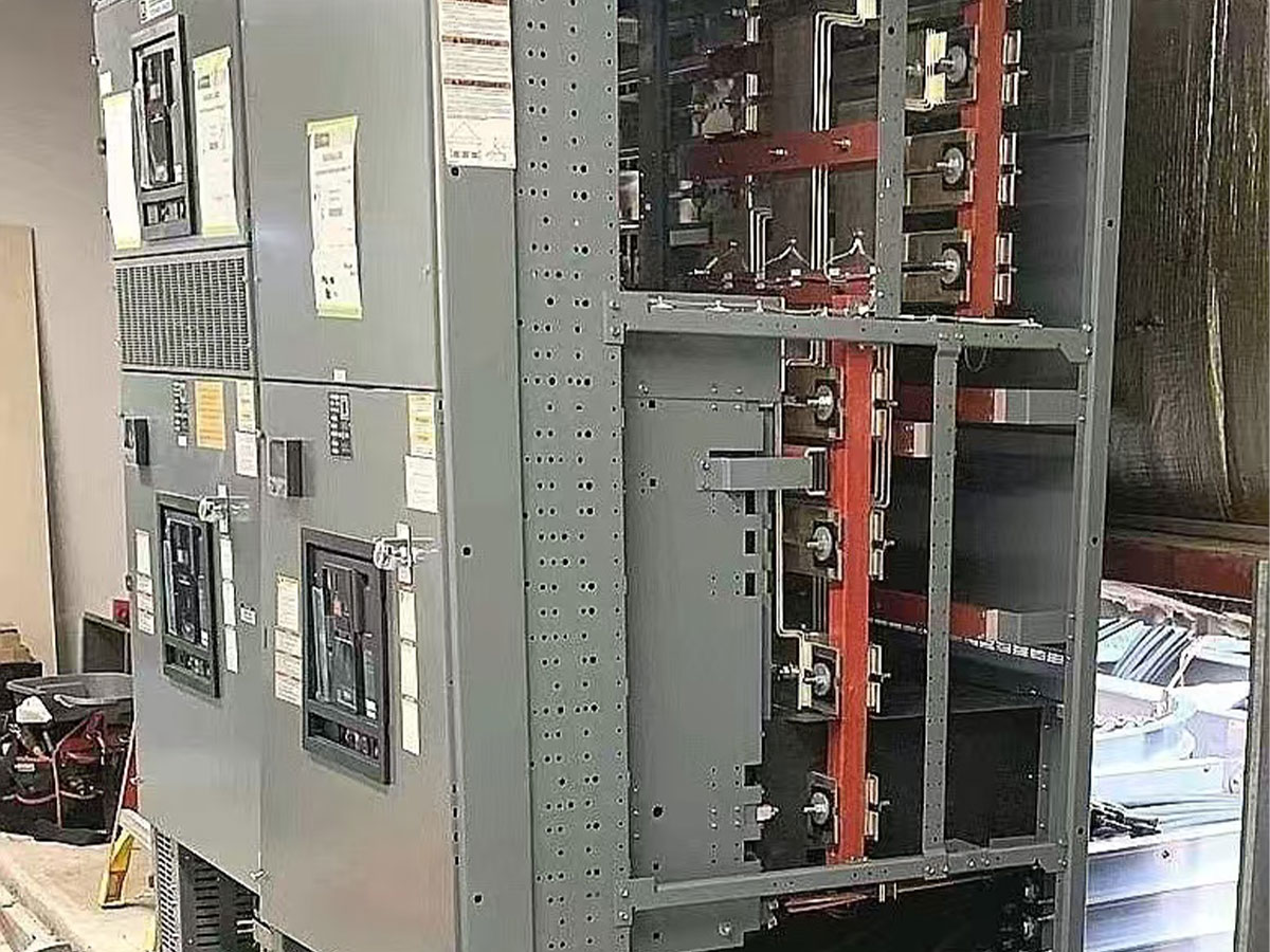 美标12.47kV 5000A开关柜设计